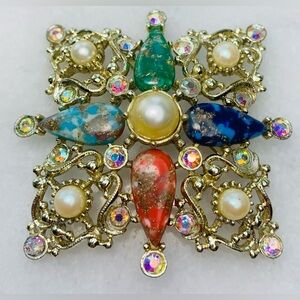 Sarah Coventry AB Rhinestone Faux Pearl Brooch